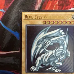 Yu-Gi-Oh! Blue-Eyes White Dragon OP28-EN001 ** Ultimate Rare * Pack Fresh - Image 5