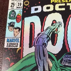 Doctor Doom (Borderless) (0394) - Marvel Super Heroes NM MTG Magic - Image 2