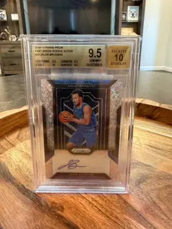 Panini Prizm 2018-19 Jalen Brunson Fast Break Rookie Auto BGS 9.5/10 - Image 1