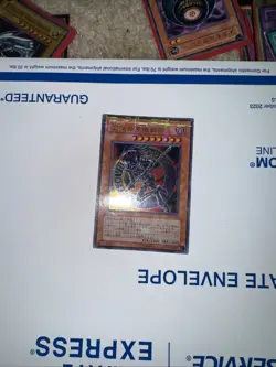 Yu-Gi-Oh Dark Magician of Chaos 307-010 Ultra Parallel Rare EX Japanese i862 - Image 1
