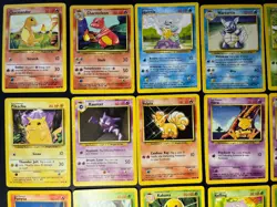Pokemon Base Set 32 Card Lot MP-HP + Starters Bulbasaur Squirtle Charmander - Image 2