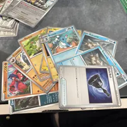 Pokemon TCG Bulk Pitch Black 150+ Cards Inc Rev Holos/ holo - Image 3