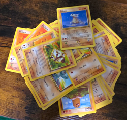 Pokemon TCG Vintage Unlimited Lot 32 Mixed Cards - Image 1