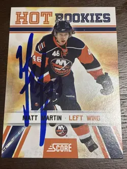 2010-11 Panini Score Islanders Matt Martin Signed Rookie Card Auto - Image 1