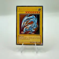 Yu-Gi-Oh! Blue-Eyes White Dragon SDK-001- Ultra Rare NM Unlimited - Image 1