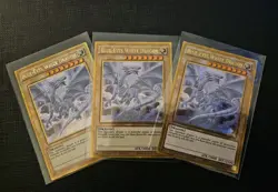 3x Blue-Eyes White Dragon Gold Secret Rare Playset MVP1-ENGV4 YuGiOh! NM - Image 1