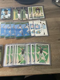 Derek Jeter Multi-Card RC Rookie Lot - 73 Cards Topps, Bowman, Upper Deck ++ - Image 4