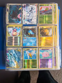 pokemon binder 450+ cards mostly from 1999. Market value for cards is 900$ - Image 1