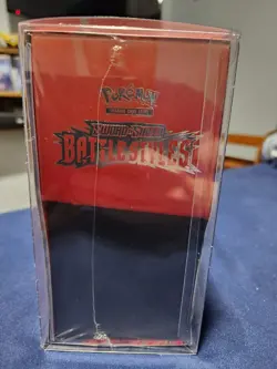 BATTLE STYLES ELITE TRAINER BOX ETB STRIKE URSHIFU FACTORY SEALED - POKEMON TCG - Image 4