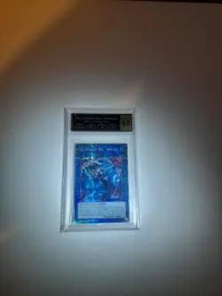 Yu-Gi-Oh! - Sky Striker Ace - Shizuku - (RA03-EN043) Alternate Art QCSR, BGS 9.5 - Image 1