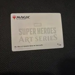 MTG, Marvel Superheroes: Ms. Marvel, Kamala Khan 5/45 Gold Stamped Art Series - Image 2