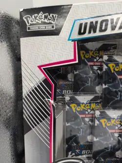 Pokemon TCG Unova Heavy Hitters Premium Collection Black Bolt White Flare - Image 3