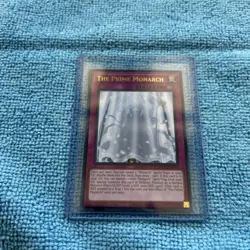 The Prime Monarch MAGO-EN093 Yu-Gi-Oh! Non-Holofoil Gold Rare 1st Edition NM - Image 1