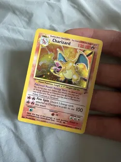 Pokemon TCG 2000 Base Set 2 Charizard 4/130 Rare Holo - Image 2