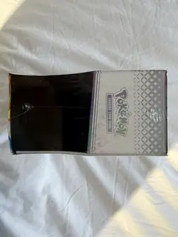 Pokemon TCG Prismatic Evolutions ETB Elite Trainer Box, New Sealed - Image 3