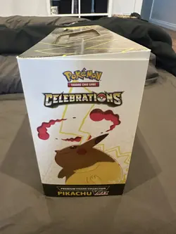 Pokemon TCG Celebrations 25th Anniversary Premium Figure Collection Pikachu VMAX - Image 2
