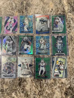 Dallas Cowboys Card Lot 24 Cards Veterans & Rookies Assorted Years &Variations - Image 2