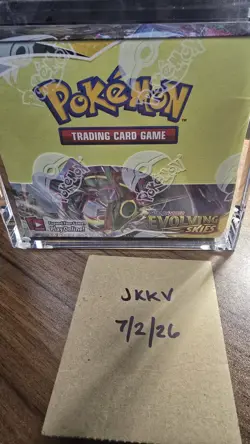 Pokemon TCG Evolving Skies Booster Box English - Image 1