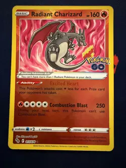 RADIANT CHARIZARD 011/078 RADIANT RARE POKEMON GO POKEMON HOLO - Image 1