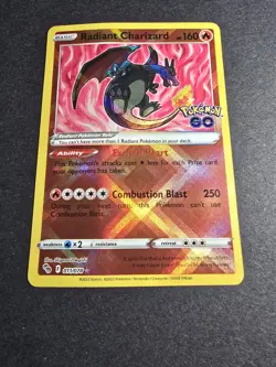 Radiant Charizard 011/078 Pokemon GO Holo - Image 2