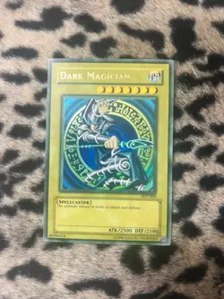 Yu-Gi-Oh Dark Magician SDY-006 Faded - Image 1