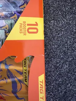 POKEMON RESHIRAM CHARIZARD GX TAG TEAM GOLD PREMIUM COLLECTION BOX SM247 SEALED - Image 4