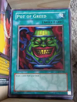 Pot of Greed SYE-040 Starter Deck: Yugi Evolution Unlimited - Image 1