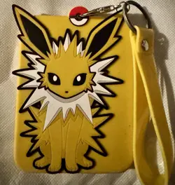 Pokemon Eevee & Jolteon Holo Chinese 2023 Cards in Yellow Protective Cases - Image 3