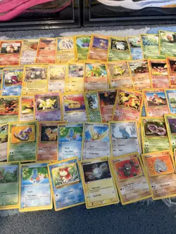 125 pokemon cards lot - Image 2