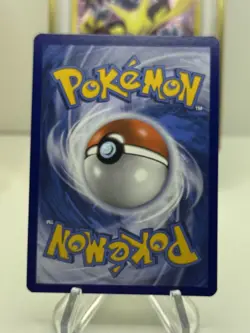 The Pokemon Company Celebi Prism Star 90 HP SM Lost Thunder Holo 19/214 Eng - Image 2
