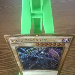 Yu-Gi-Oh TCG Dark Magician MVP1-ENGV3 Limited Edition - Image 2