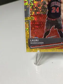 Lauri Markkanen 2020-21 Optic Gold Disco Fast Break /10 Bulls Jazz NBA - Image 4