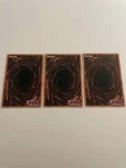 3x Galaxy Hundred PHHY-EN051 YuGiOh Playset - Image 2