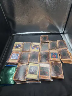 800+PLAYED/DAMAGED YUGIOH CARDS ULTIMATE LOT YU-GI-OH! INSTANT COLLECTION!!! - Image 2