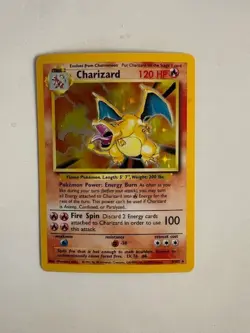 Charizard pokemon card 1991 holographic - Image 1