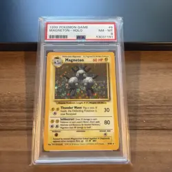 1999 POKEMON GAME BASE SET #9 MAGNETON-HOLO PSA 8 - Image 1