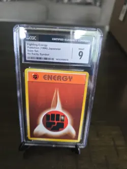 1996 POKEMON JAPANESE BASE SET NO RARITY SYMBOL FIGHTING ENERGY CGC 9 - Image 2