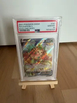 2021 Pokemon SWSH #167 FA/LEAFEON V GEM MT EVOLVING SKIES PSA 10 - Image 1