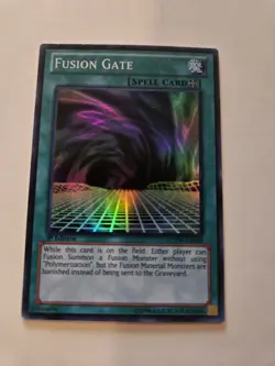 Fusion Gate [1st Edition] LCYW-EN268 YuGiOh Legendary Collection 3: Yugi's World - Image 1