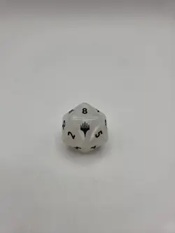 MTG: Final Fantasy Bundle White Spindown D20 Die - Image 1