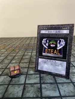 Yugioh Dungeon Dice Monsters DDM Trap Bandit W/ Original Card - Image 1