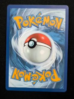 Pikachu V 043/185 SWSH04: Vivid Voltage Pokemon NM Holo - Image 2