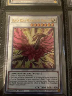 Yugioh Black Rose Moonlight Dragon LDS2-EN112 Ultra Rare 1st Ed (GOLD) NM - Image 1