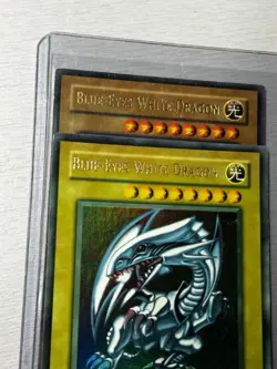 Yugioh 2002 Blue-Eyes White Dragon SDK-001 Heavy Faded HP - Image 2