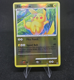 Pokemon TCG Pikachu 70/100 Stormfront Reverse Holo English Common 70HP - Image 1
