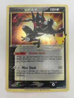 Pokemon TCG Greninja Gold Star SWSH144 - Celebrations Black Star Promo NM-LP - Image 3