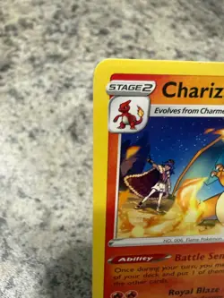Pokemon TCG Vivid Voltage Charizard 25/185 - Image 3