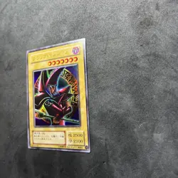 Yugioh Japanese Dark Magician P4-02 Ultra Rare Card 2001 Vintage - Image 4
