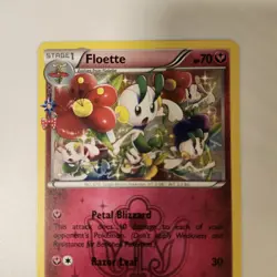 Floette RC18/RC32 LP Holo Uncommon Generations: Radiant Collection Pokemon TCG - Image 3