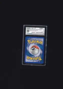 Pokemon CGC 8 NM / Mint Gym Challenge Holo Erika's Venusaur 4/132 - Image 2